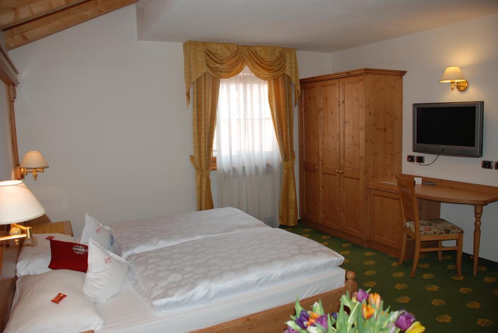 Hotel Flora Wolkenstein in Gröden